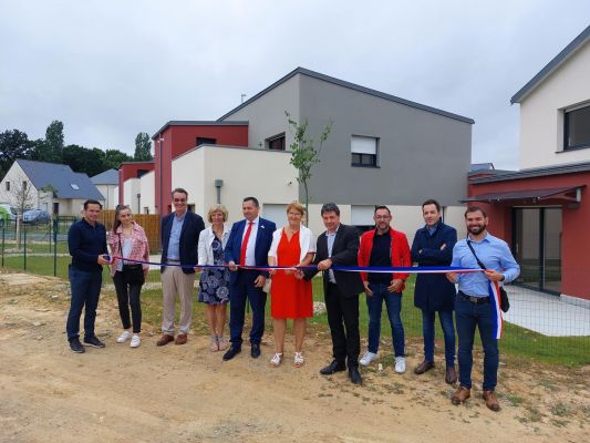 Remise de clefs de logements sociaux à Iffendic