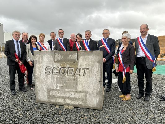 Pose de la 1ère pierre du Centre aquatique intercommunal à Pacé